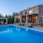 Vila Casa San Hill