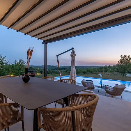 Casa San Hill Βίλα